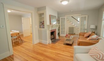 27 Princeton St, Bangor, ME 04401