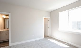 1020 2nd St NE, Altoona, IA 50009