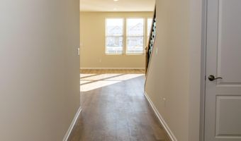 723 W Spaniel Dr, Ann Arbor, MI 48108