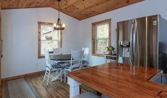 67 Hemlock Dr, Almond, NC 28702