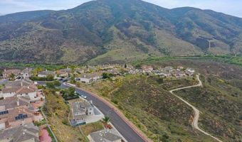 2176 Pointe Pkwy, Spring Valley, CA 91978