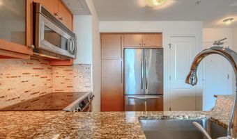 675 PRESIDENT St 2307, Baltimore, MD 21202