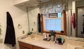 28 Cambridge Ct, Anderson, IN 46012