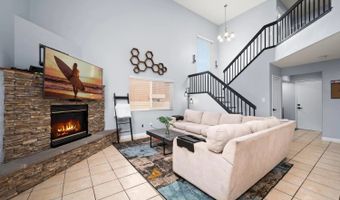 29819 Platanus Dr, Escondido, CA 92026