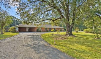 1215 N State St, Abbeville, LA 70510