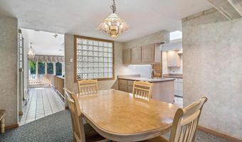 4 E Curran Dr, Absecon, NJ 08201