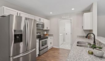 21 Cambridge Dr, Angier, NC 27501