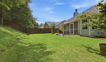 133 LAKE Ter, Alabaster, AL 35007