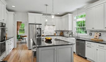 52 The Flume, Amherst, NH 03031