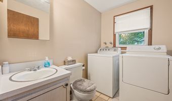 66 Claire St, Bristol, CT 06010