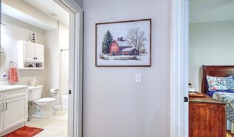 36 Old Louisquisset Pike 105, North Smithfield, RI 02896