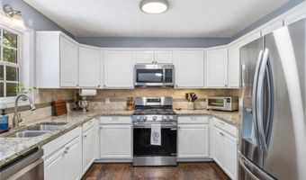372 Jordan Rd, Ball Ground, GA 30107