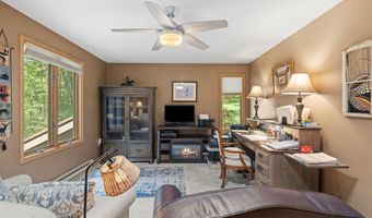 129 Woodbury, Blakeslee, PA 18610