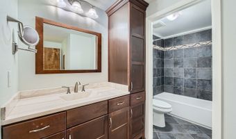 7582 SW CRESMOOR Dr, Beaverton, OR 97008