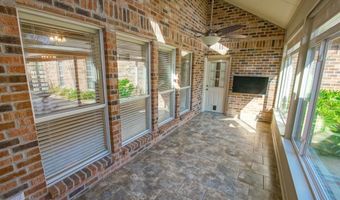 3929 E Lake Sherwood Ave, Baton Rouge, LA 70816