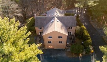 83 Voyagers Ln 83, Ashland, MA 01721