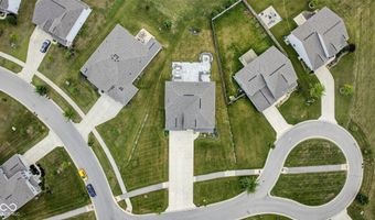 1081 Park Ct, Avon, IN 46123