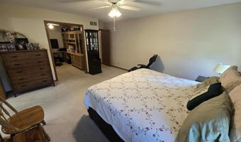 6 The Pnes, Beatrice, NE 68310