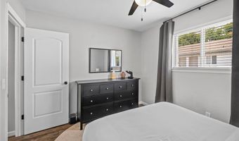 1308 SE C St, Bentonville, AR 72712