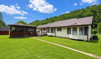 76 Holbrook Dr, Banner, KY 41603