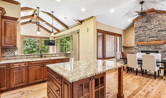 7270 NW 23rd St, Ankeny, IA 50023