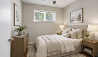 2020 Newcomer Ln, Beech Grove, IN 46107