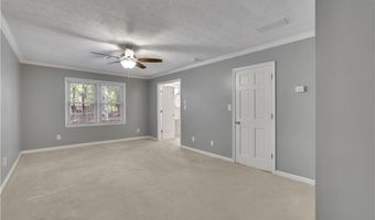 835 Lakeshore Dr NW, Berkeley Lake, GA 30096