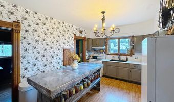 101 W F St, Alpha, IL 61413