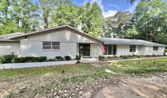 1838 Dogwood Dr, Atmore, AL 36502