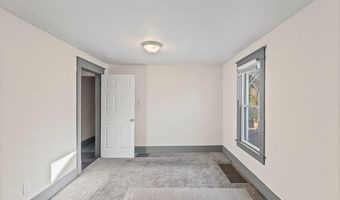 725 Park Dr, Alton, IL 62002