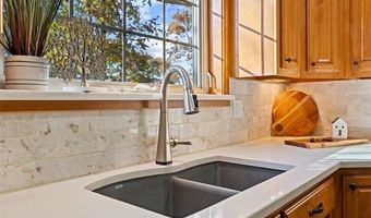 941 SE Paddock Ct, Bartlesville, OK 74006