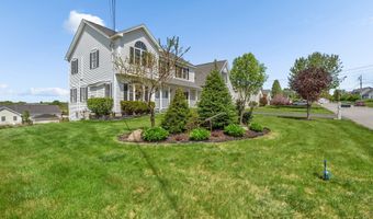 40 Hillview Dr, Bangor, ME 04401