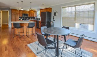 53 Lincolnville Ave, Belfast, ME 04915