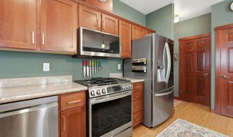 62 N Mountain Ave, Ashland, OR 97520
