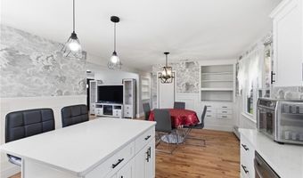 4 Angela Ct, North Providence, RI 02904