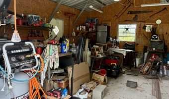 187 H Pope Rd, Adrian, GA 31002