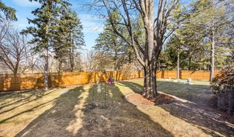 6517 County Rd 5 NW, Annandale, MN 55302