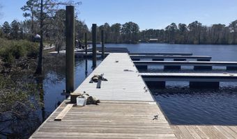 150 Coventry Ct, New Bern, NC 28562