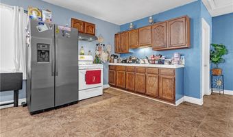 818 W 104th, Los Angeles, CA 90044