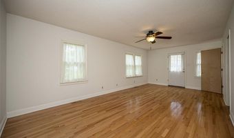 7614 General Meade Ln, Affton, MO 63123