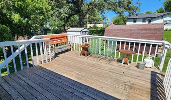 2110 Oak St, Atlantic, IA 50022