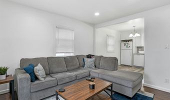51 E 14TH St, Bayonne, NJ 07002
