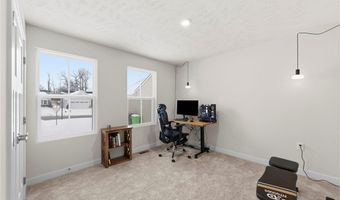 994 Bookman Ave, Akron, OH 44312