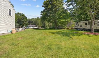 1345 Tarkiln Rd, Burrillville, RI 02830