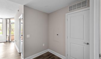 3600 S GLEBE Rd 330W, Arlington, VA 22202