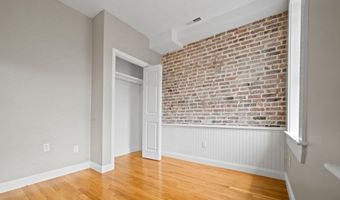 172 Cottage St 5, Boston, MA 02128