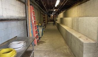 464 Putney Rd, Brattleboro, VT 05301