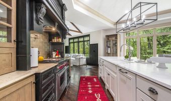 4850 Catamount Trl NE, Ada, MI 49301