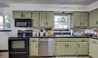 2408 Lincoln Ave, Baxter Springs, KS 66713