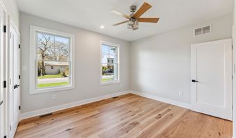 515 Sandalwood Rd, Villas, NJ 08251